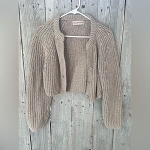 Like New Willow & Wind Cropped Sweater